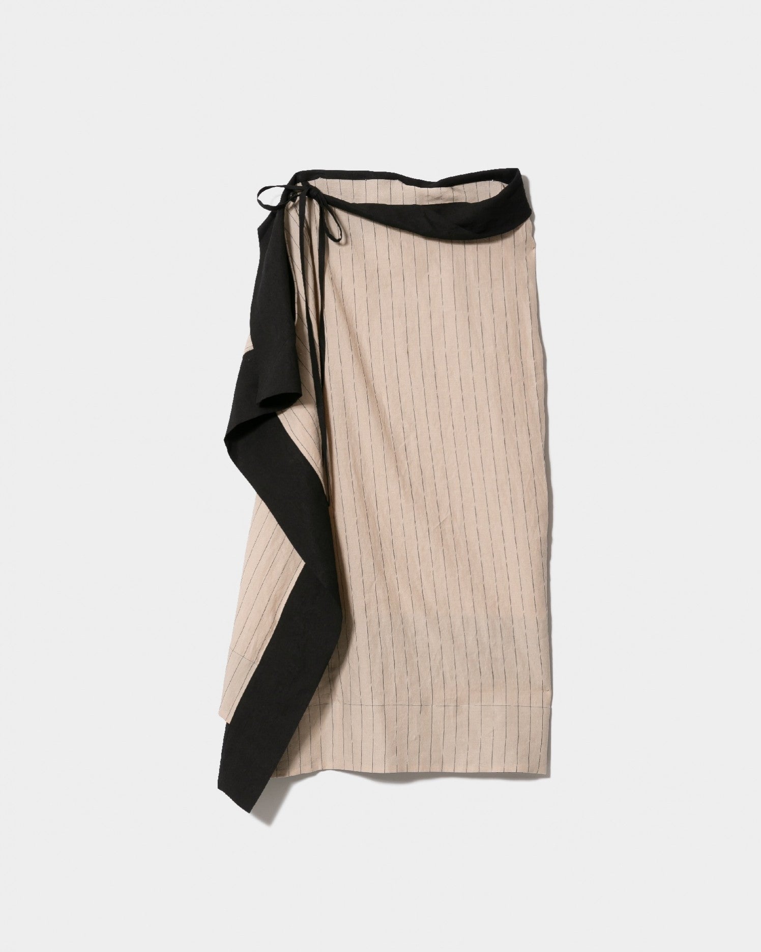 coating linen bound placket skirt