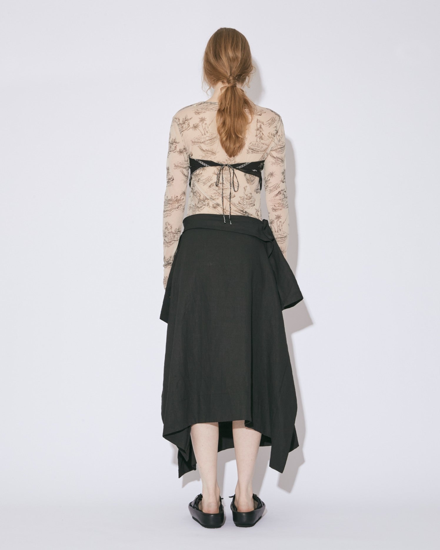 coating linen bound placket skirt