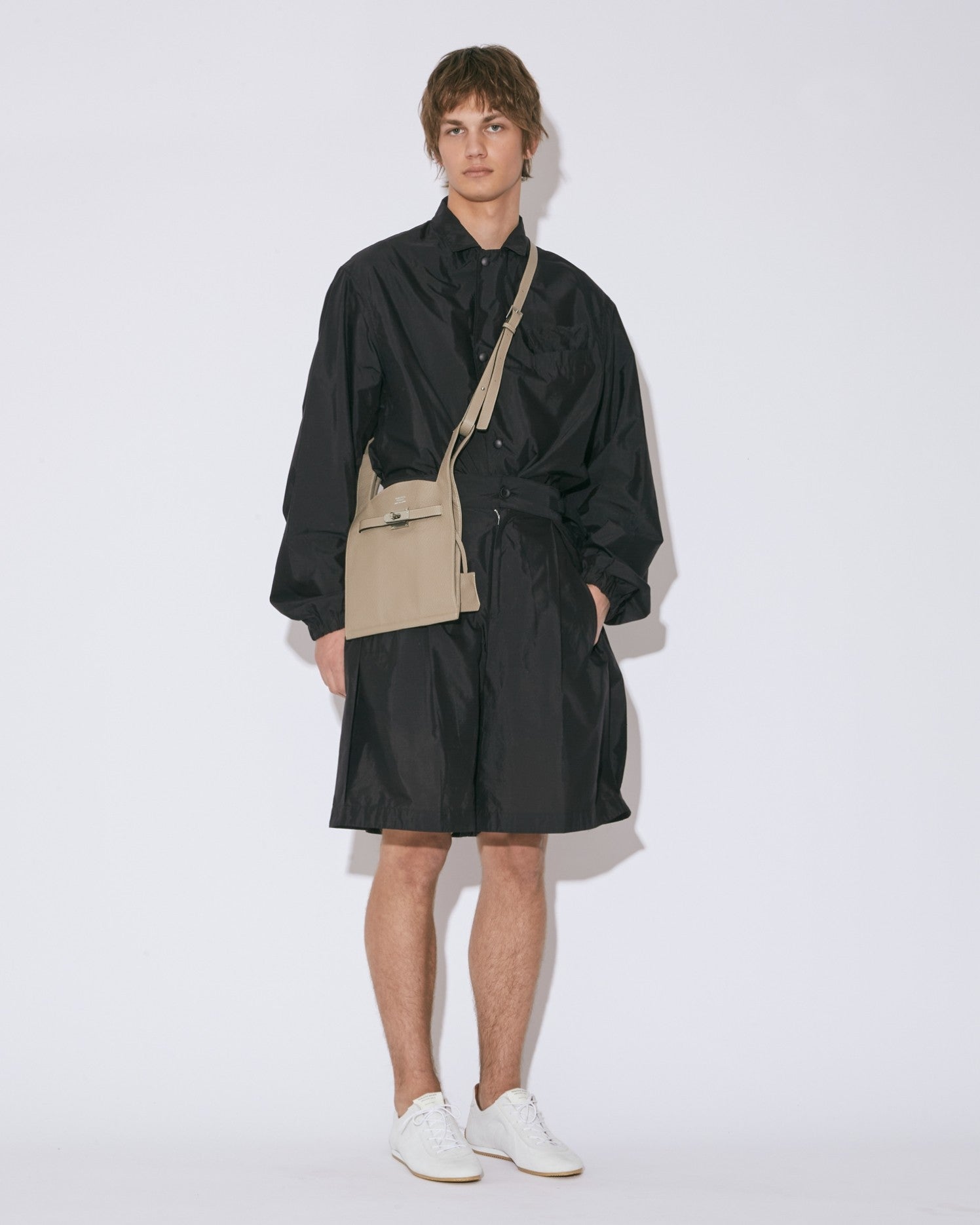 cotton nylon taffeta three tuck shorts