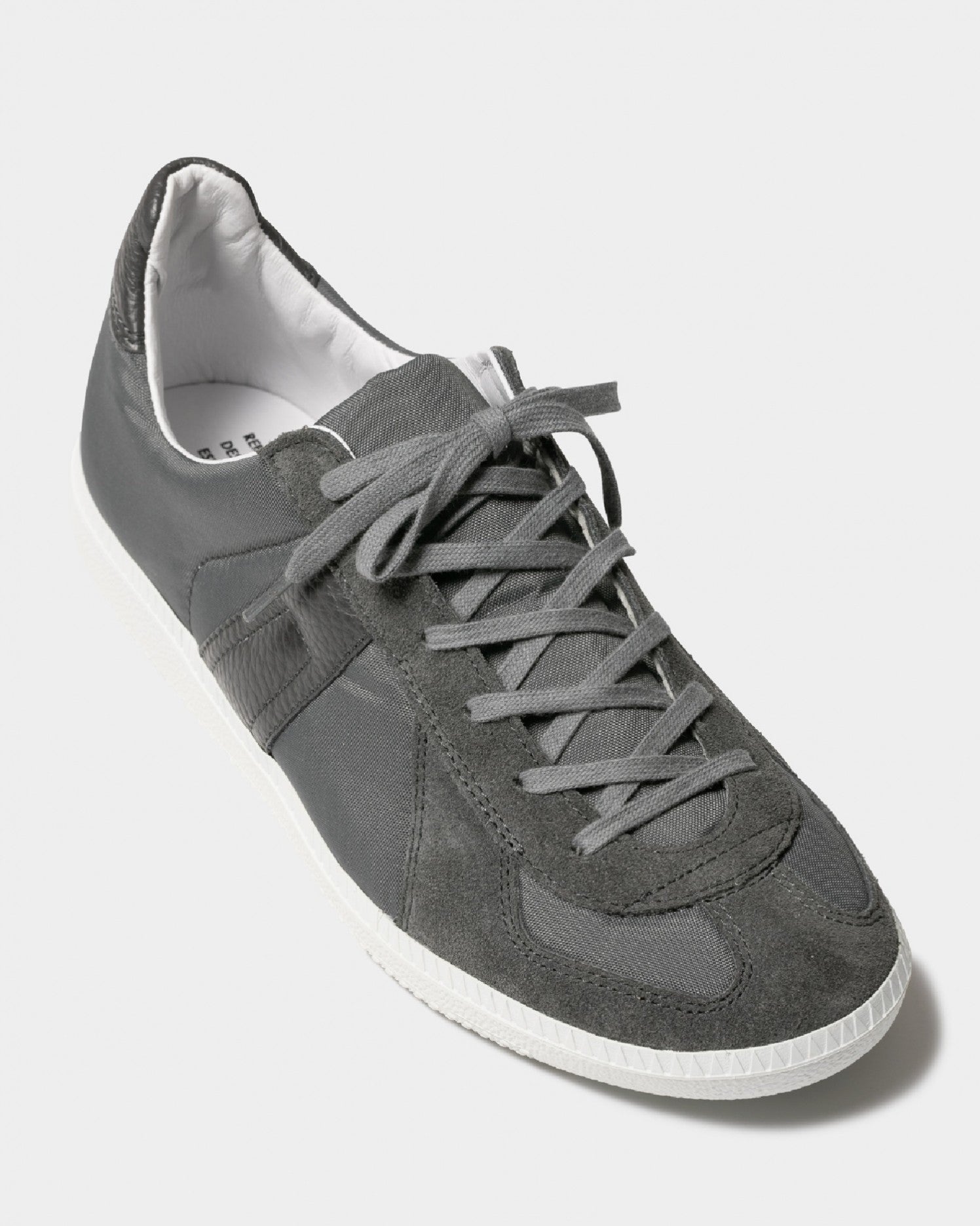 REPRODUCTION OF FOUND german trainer NYLON