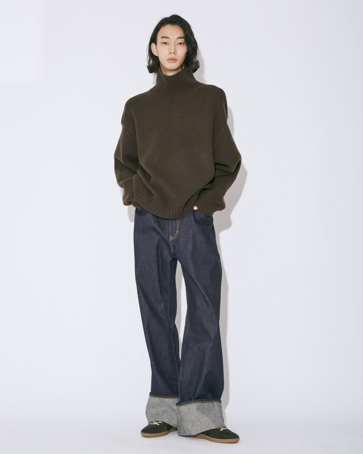 REPRODUCTION OF FOUND german trainer NYLON