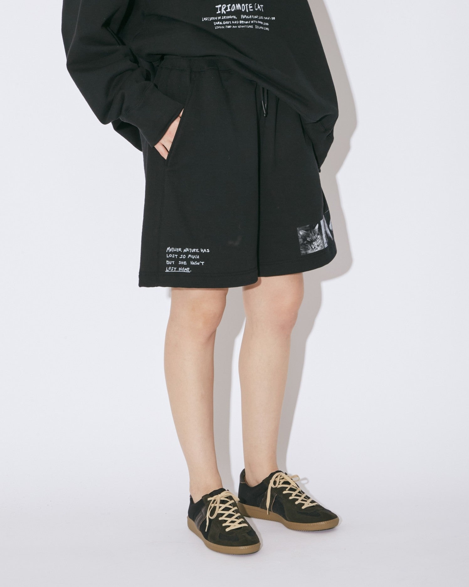 suvin compact sweat short pants