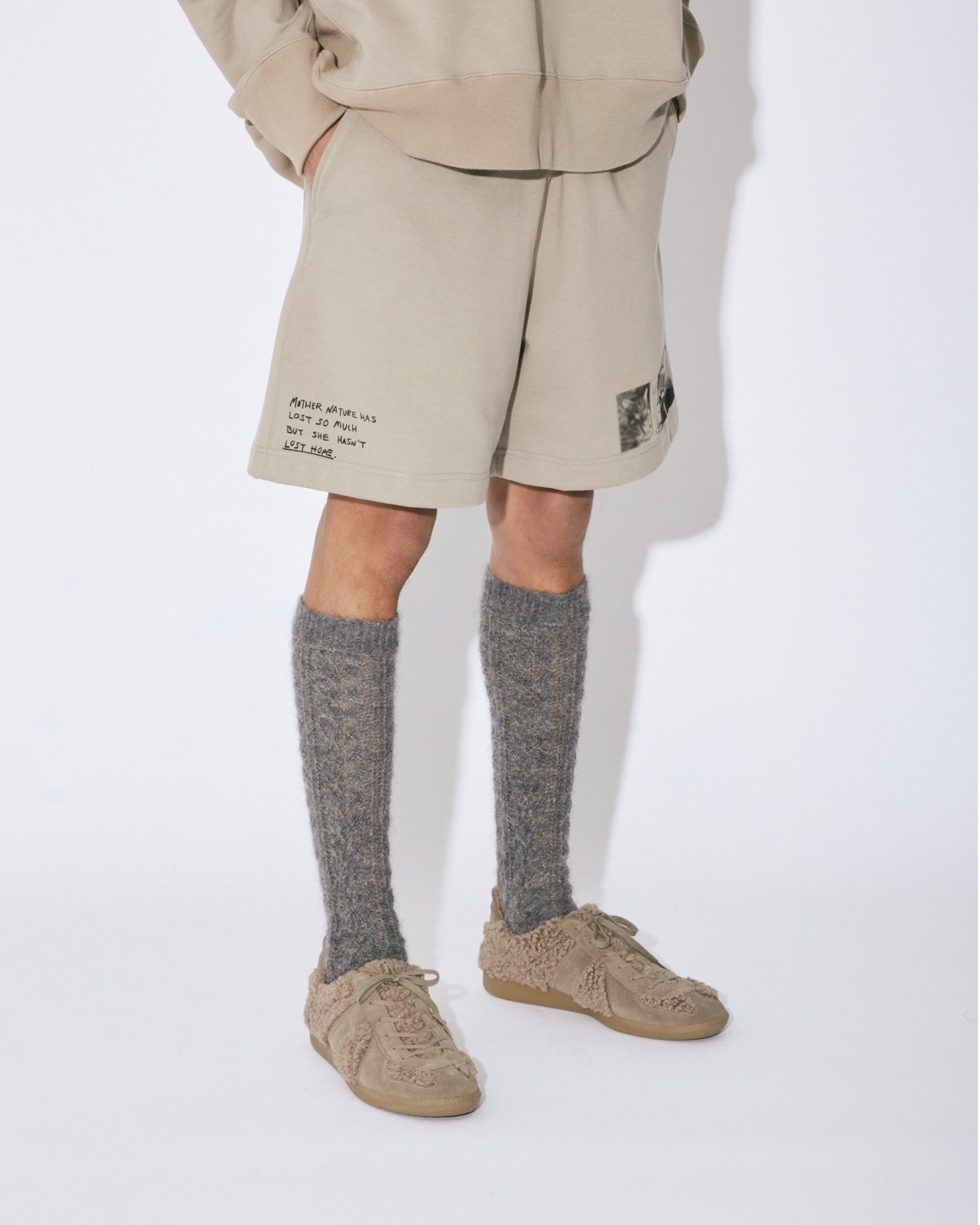 suvin compact sweat short pants