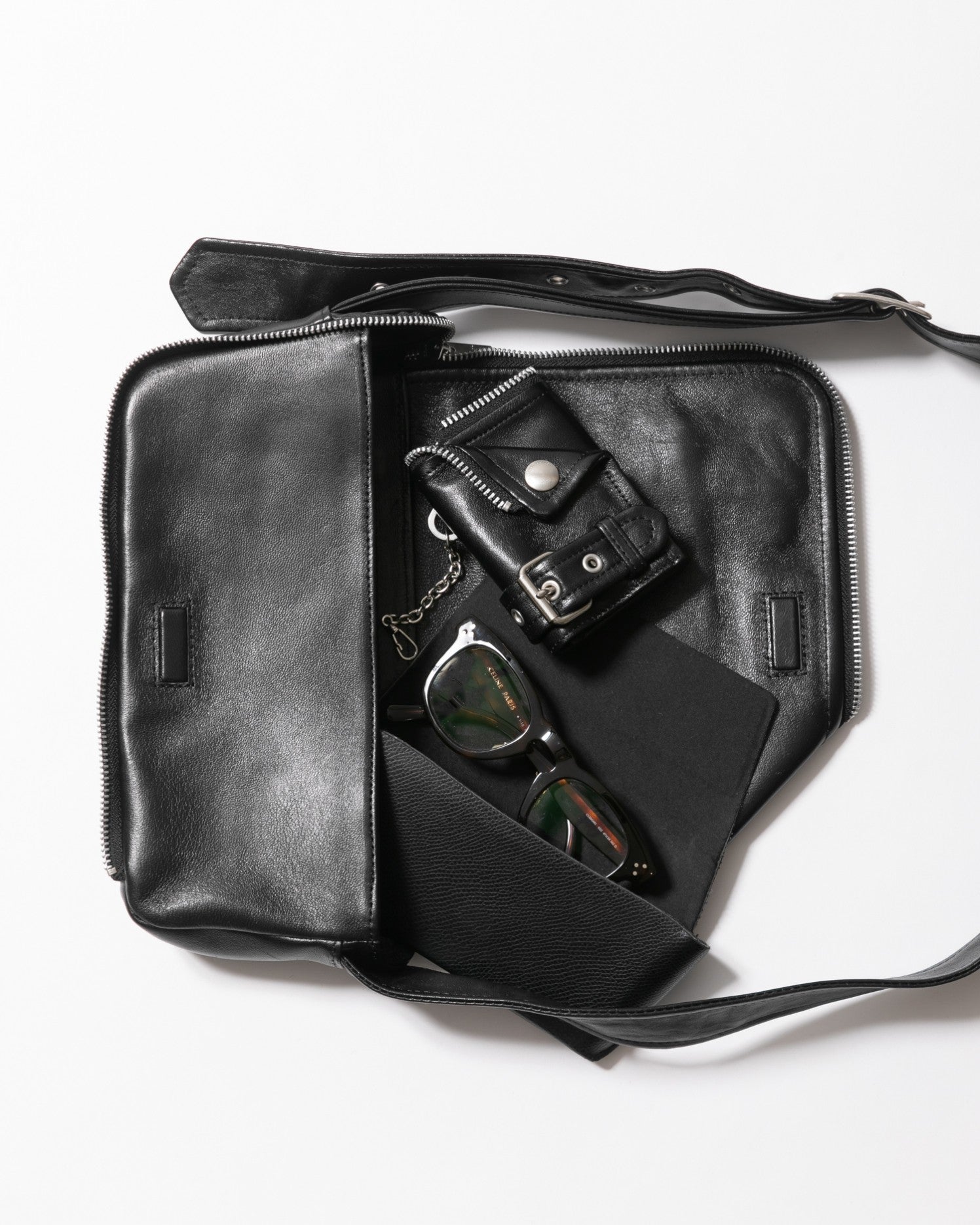 riders flap shoulder bag