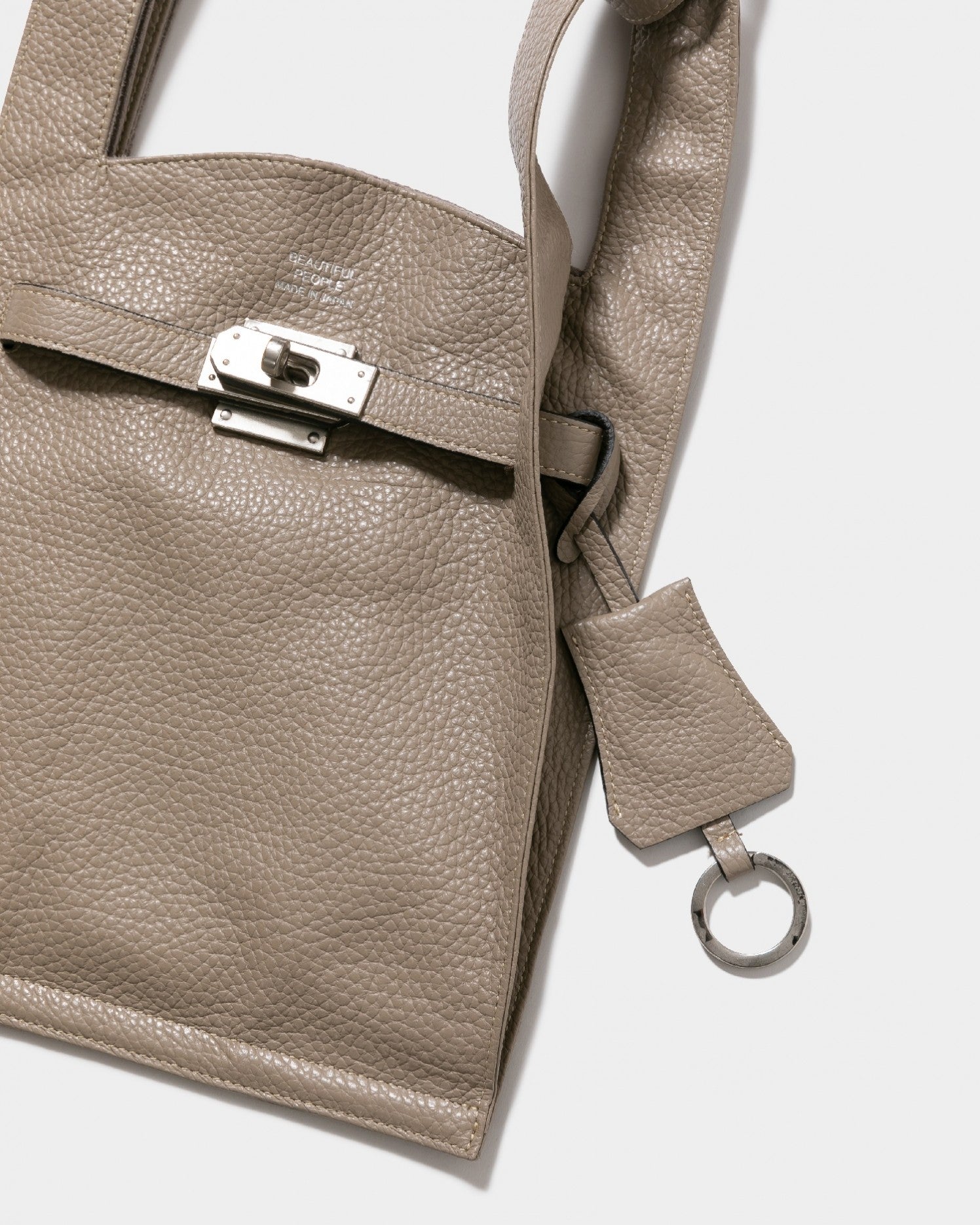 market shoulder bag in shrink leather