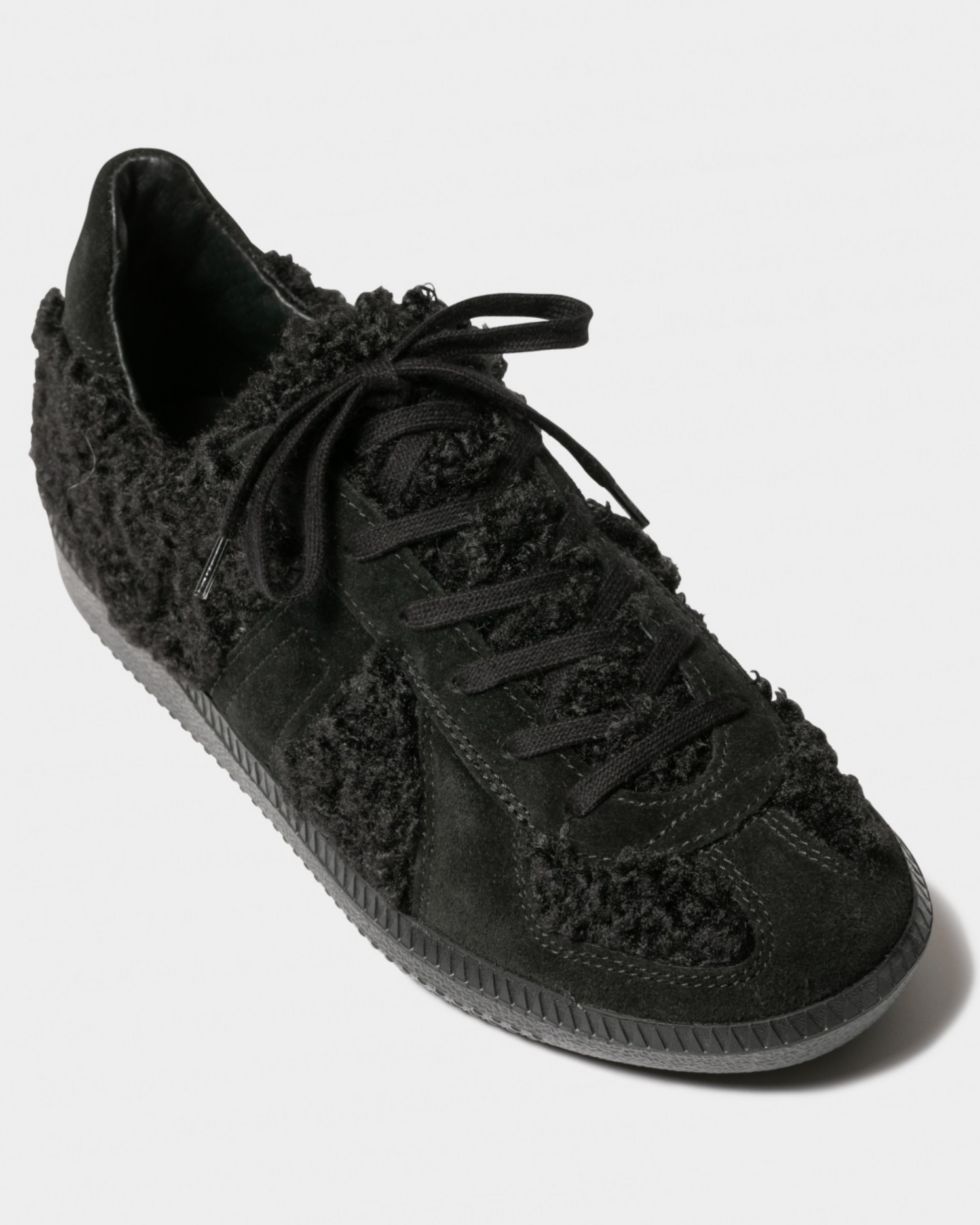 REPRODUCTION OF FOUND german trainer BOA