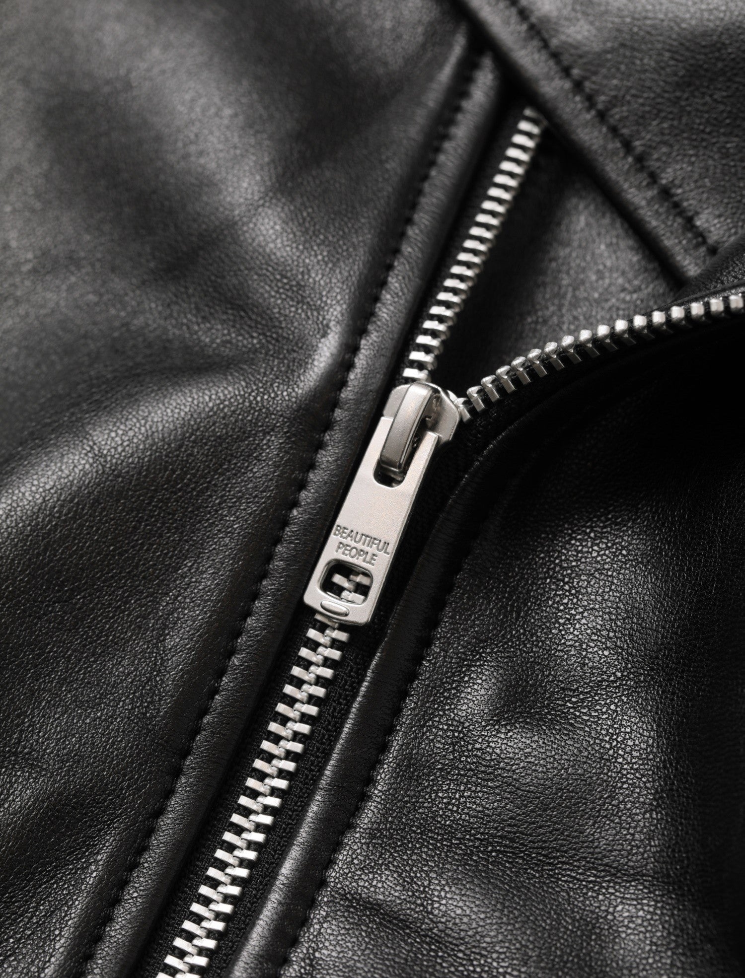 vintage leather THE/a riders jacket size 120/130