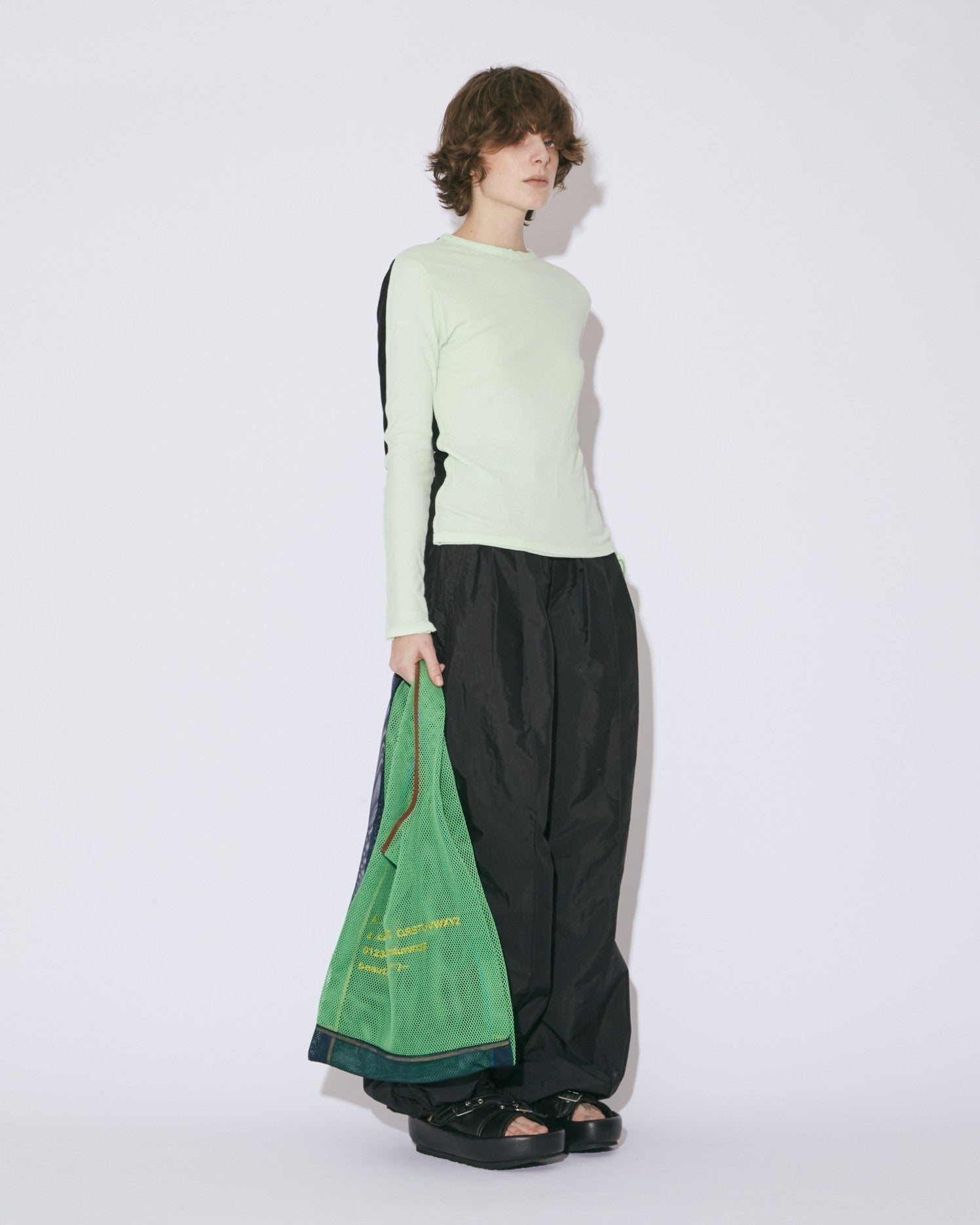 ■beautiful people■alphabet embroidery marche flip bag alphabet embroidery marche flip bag – beautiful people