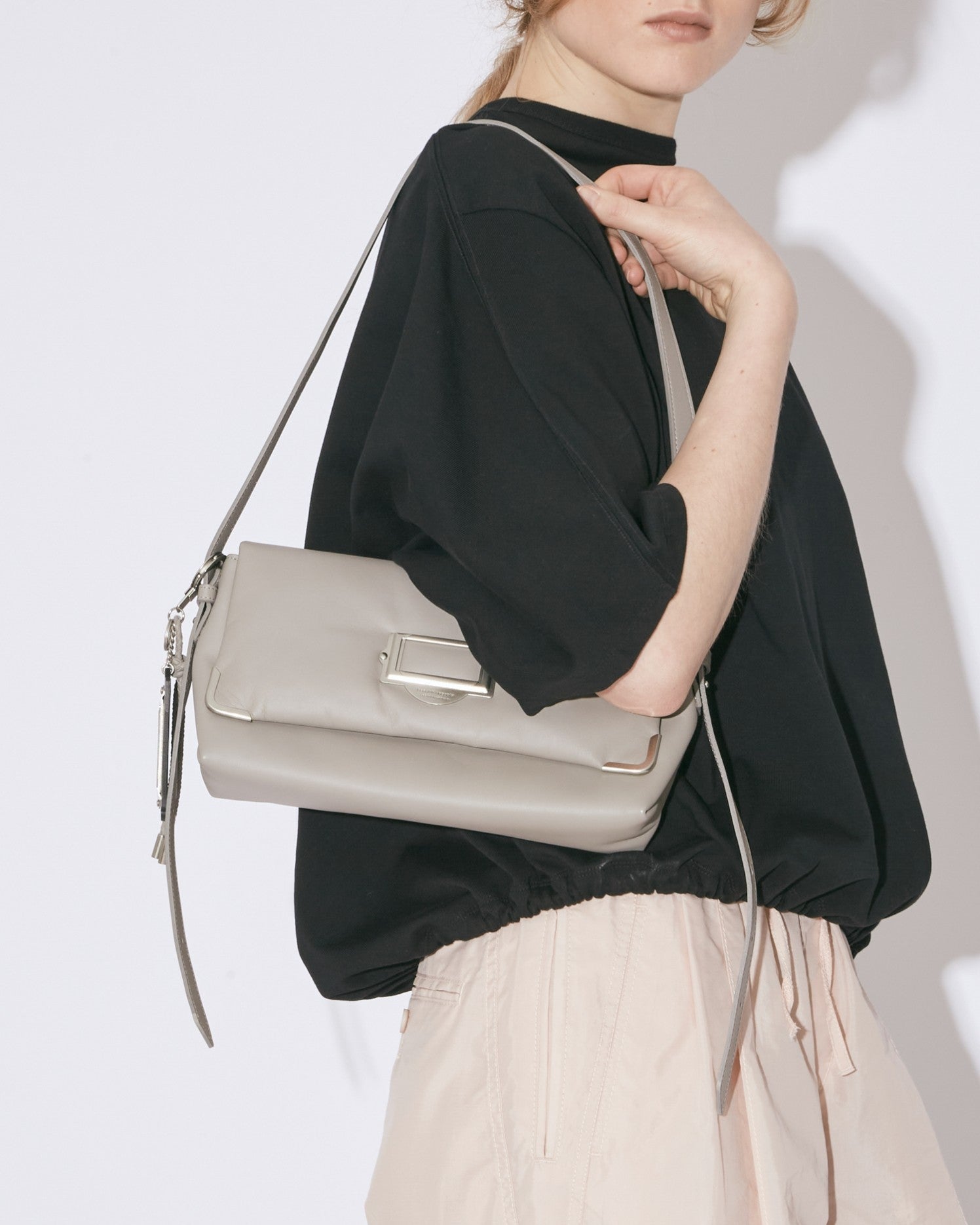 cabinet flap shoulder bag