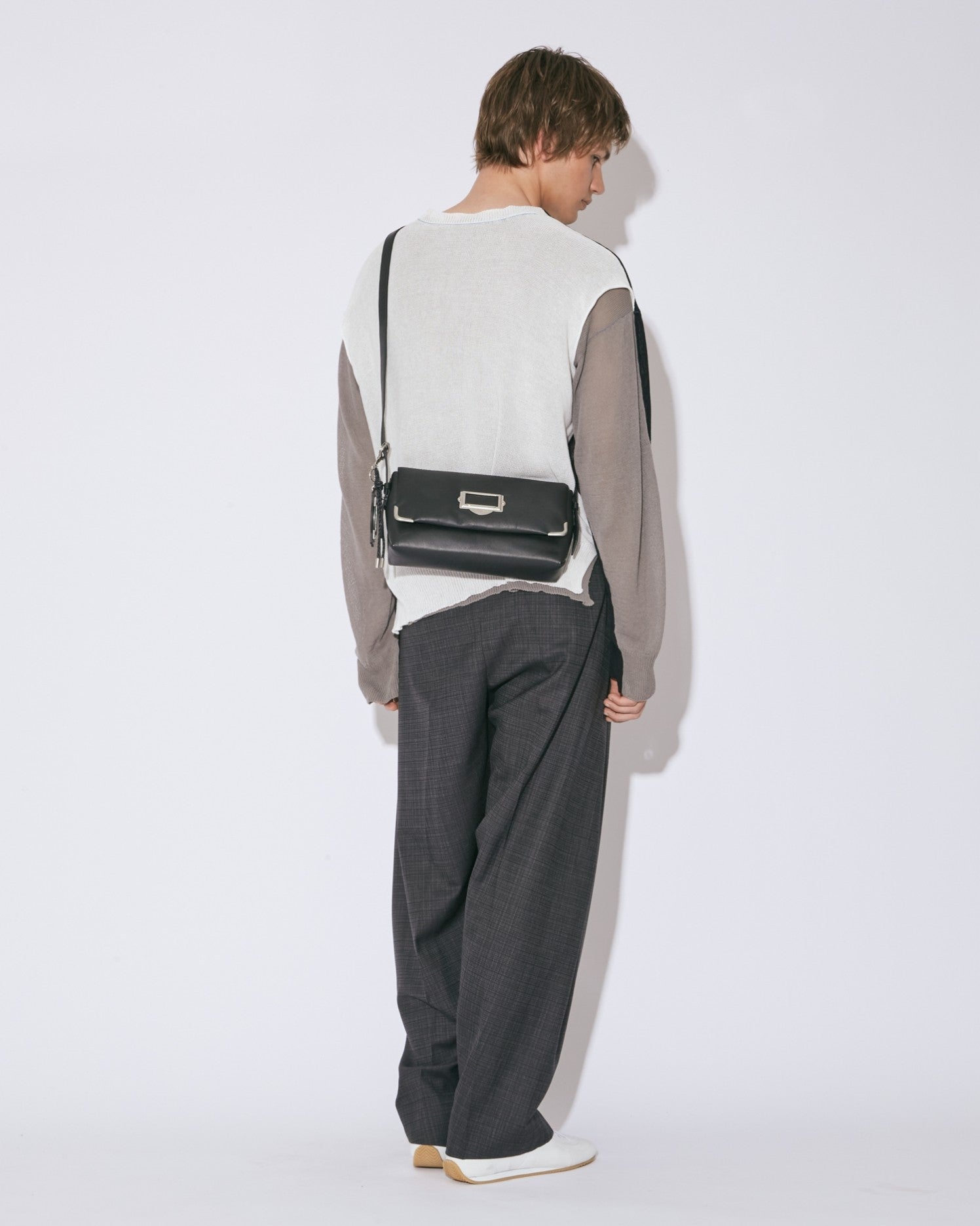cabinet flap shoulder bag