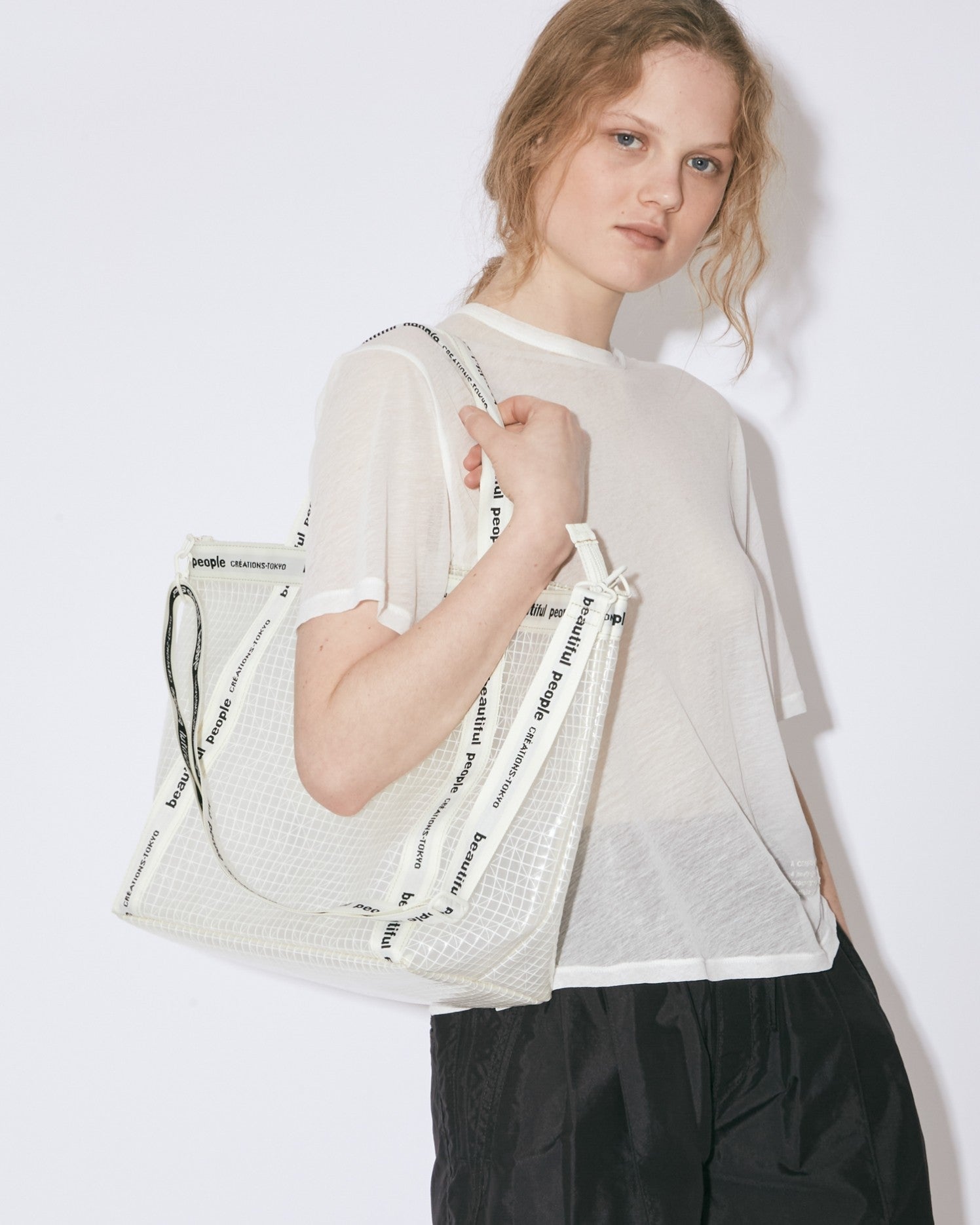【beautiful people】 PLAID VINYL LOGO TAPE BAG L plaid vinyl logo tape bag L – beautiful people online store