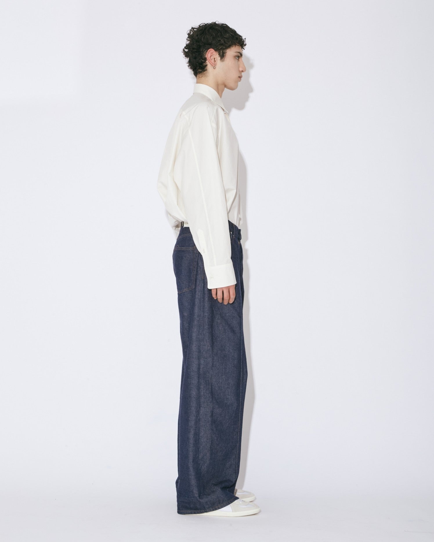 finx typewriter  big tuck over shirt