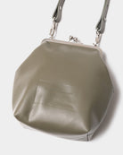 clasp shoulder hand pouch