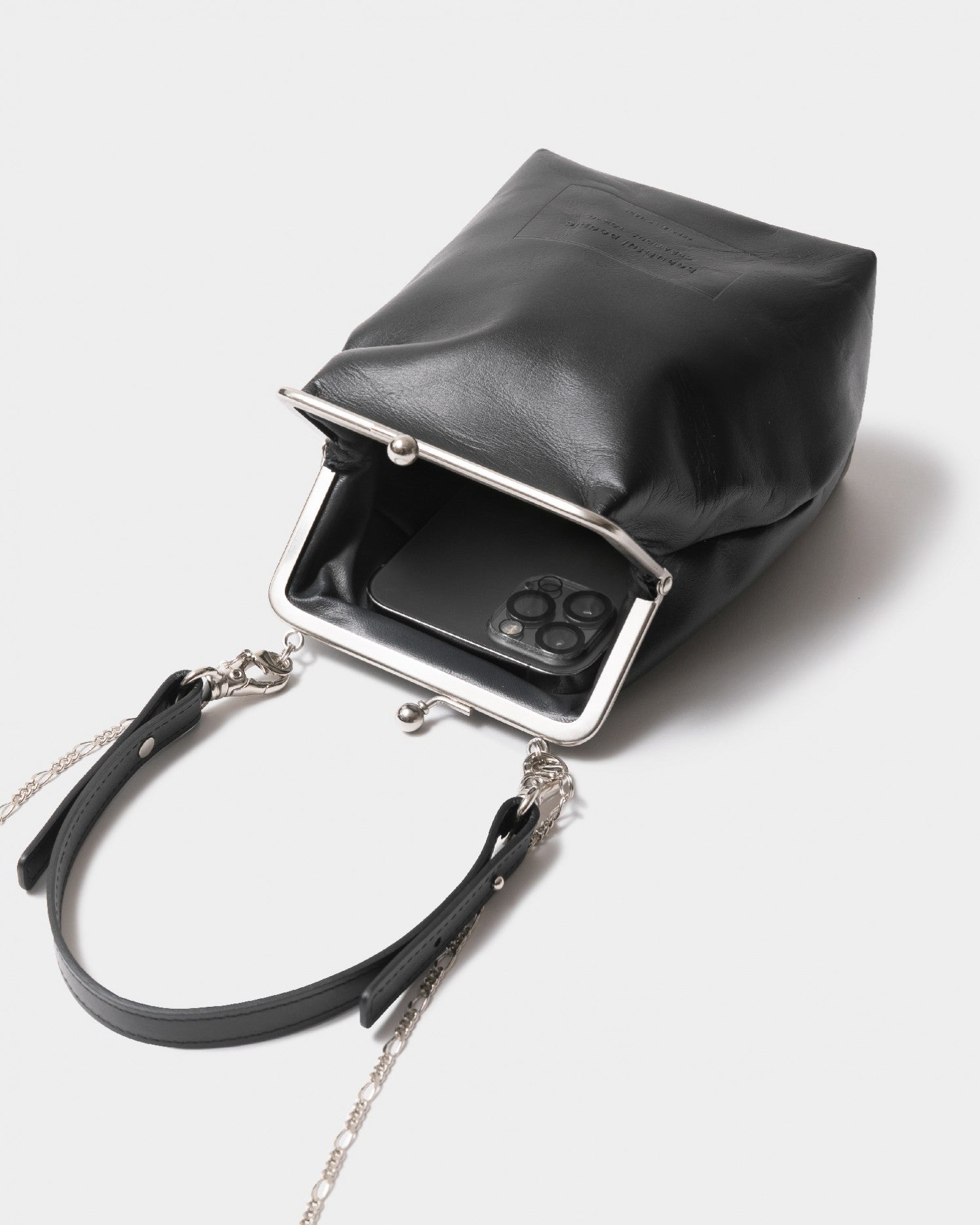 clasp shoulder hand pouch