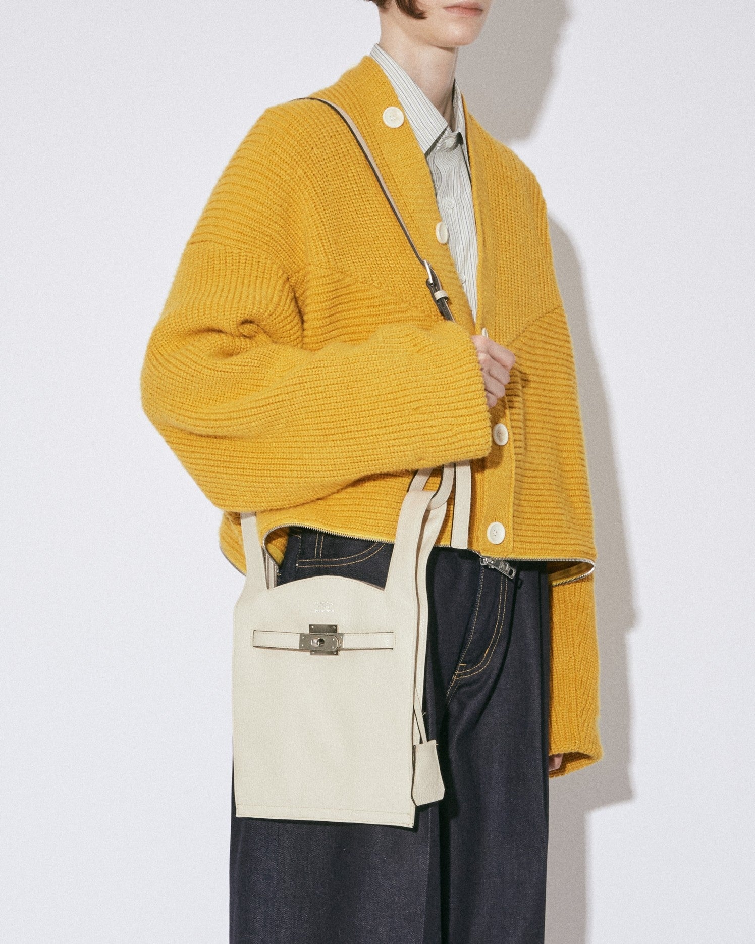 market shoulder bag in shrink leather