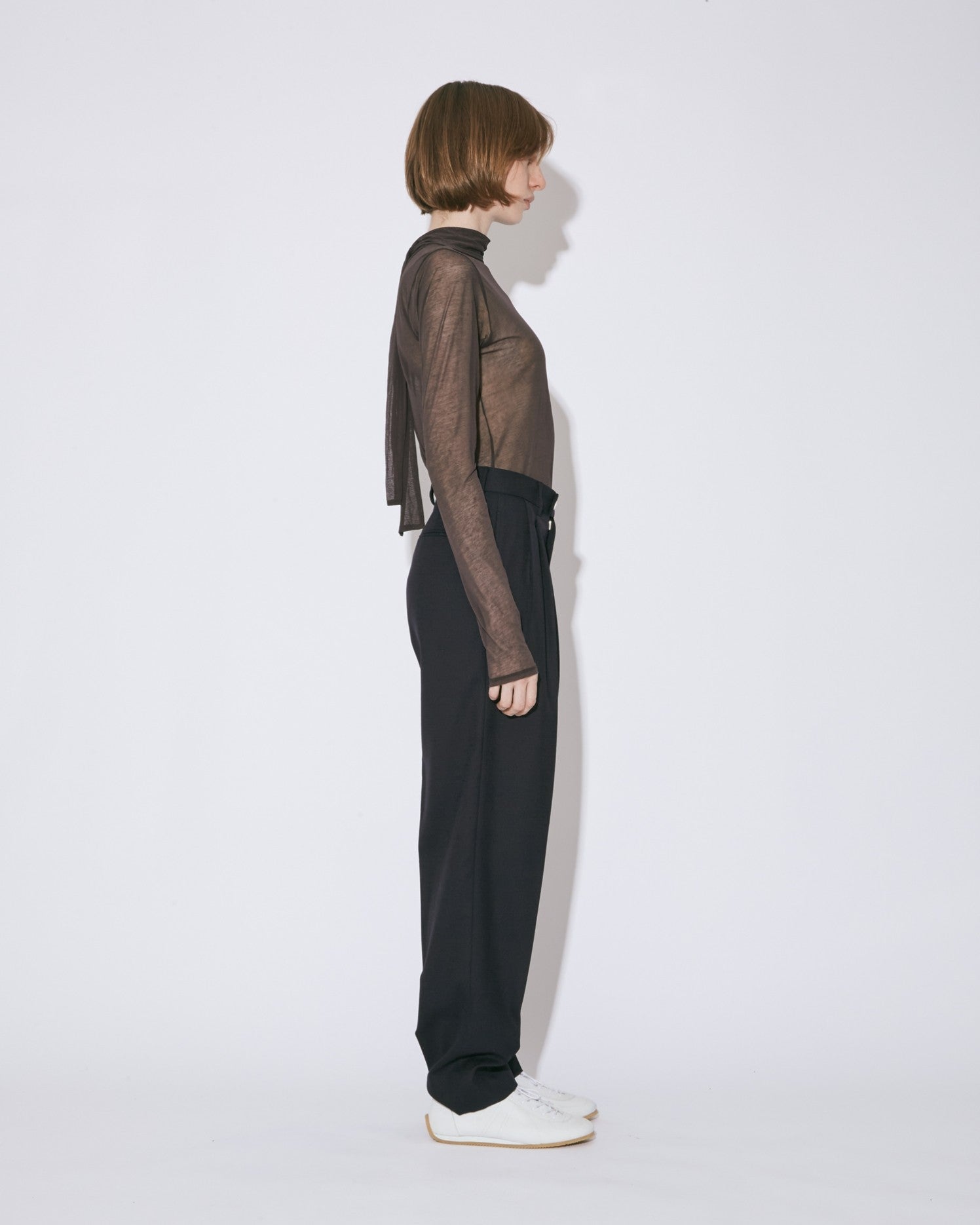 logo fresco tuck tapered pants