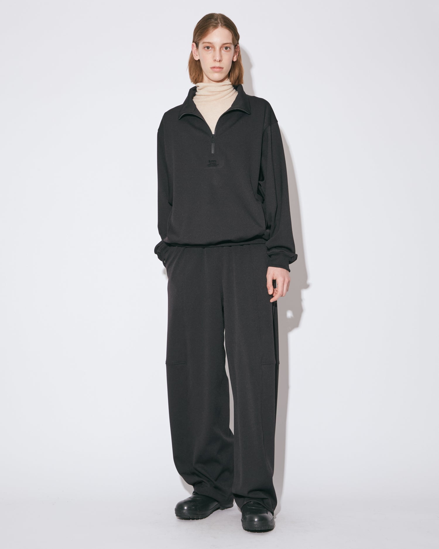 women – beautiful people online store