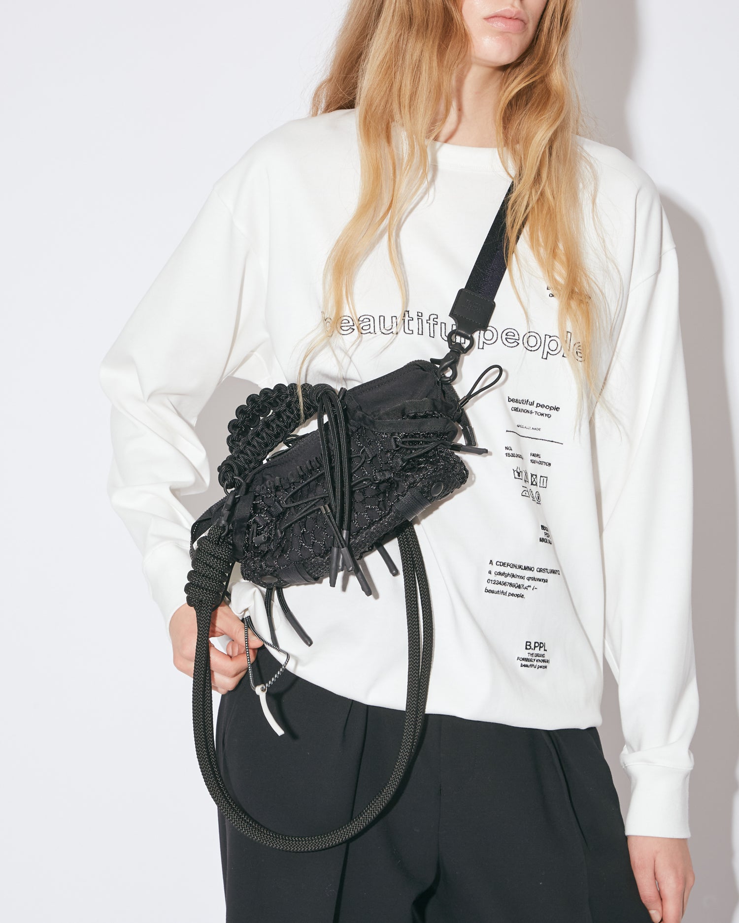 over engineering shoulder bag – beautiful people online store