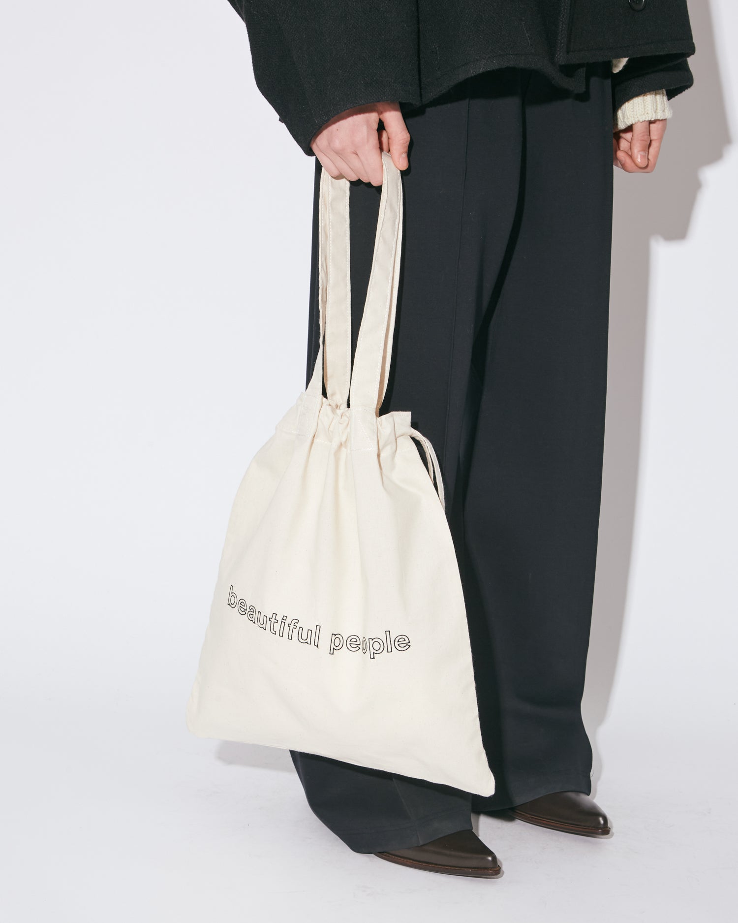 contour logo gathering tote bag – beautiful people online store