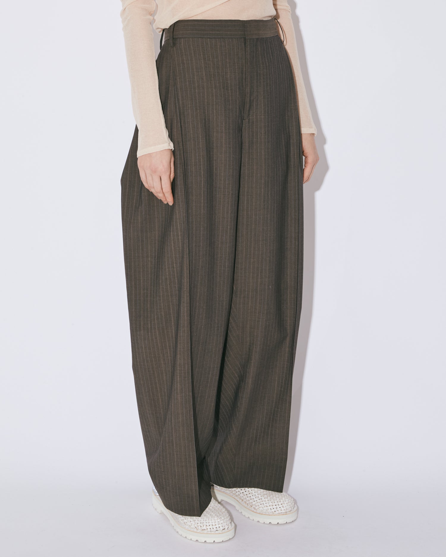 tropical wool mohair side tuck wide pants – beautiful people