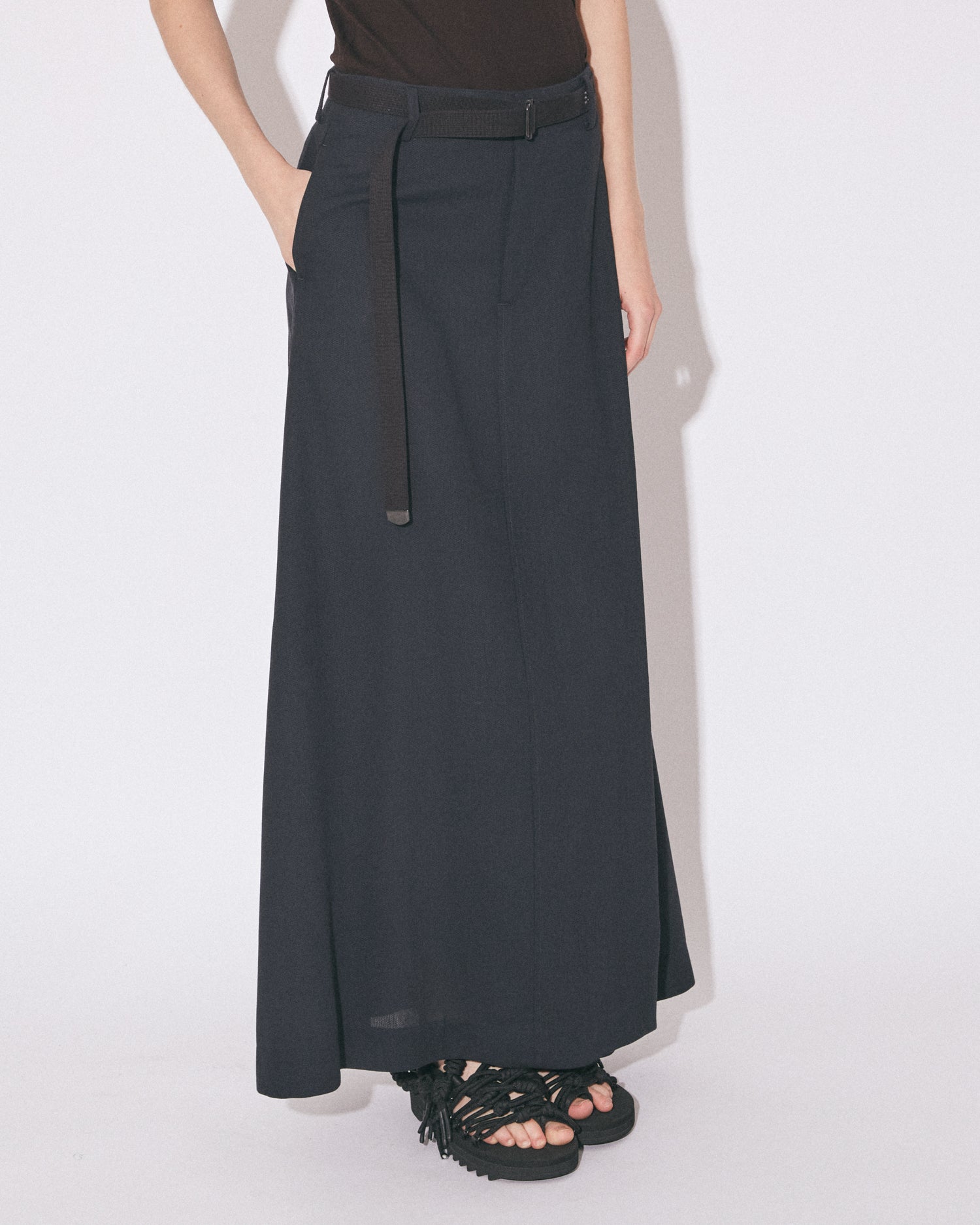 tropical wool mohair side tuck wide pants – beautiful people