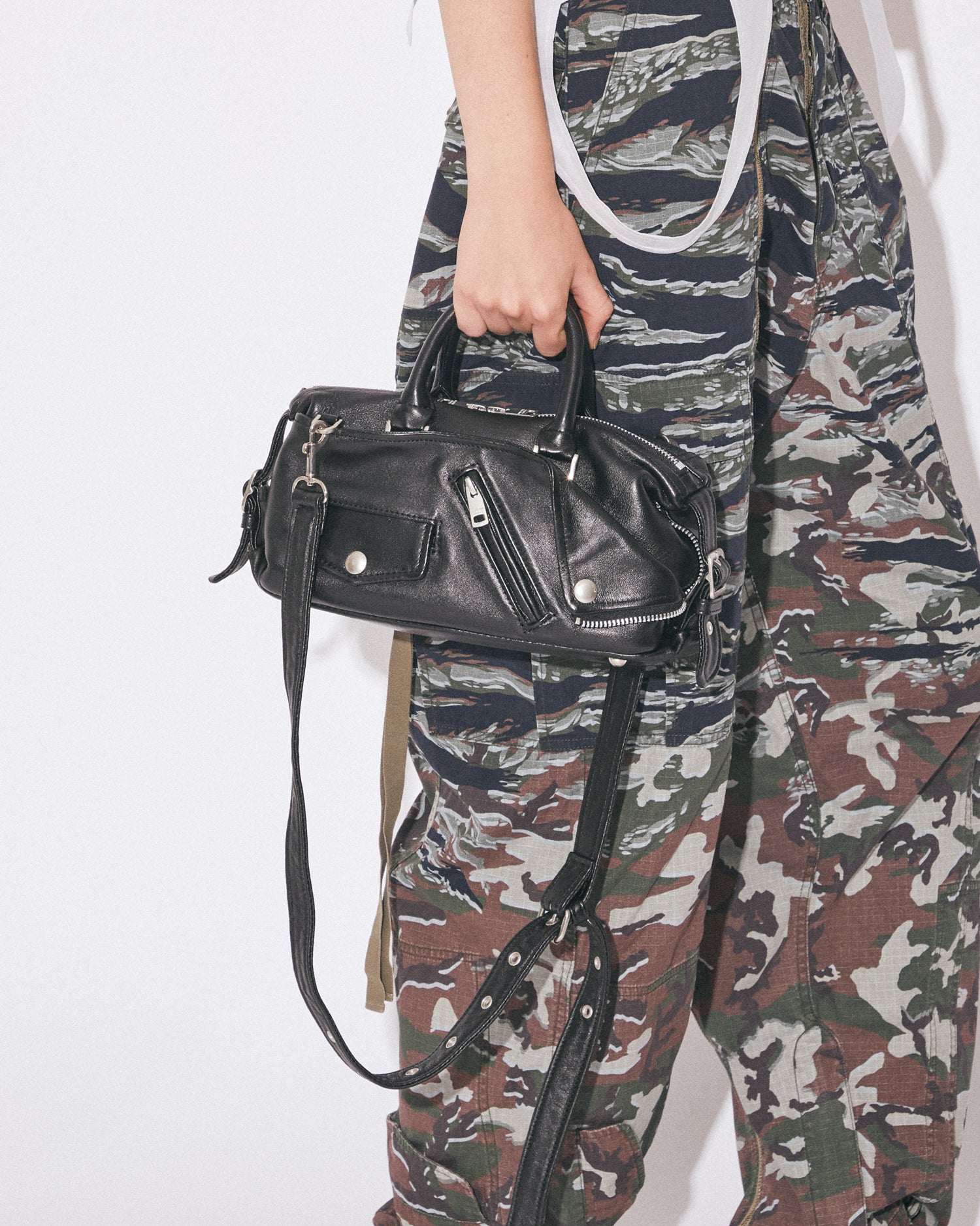 excerption riders boston bag – beautiful people online store