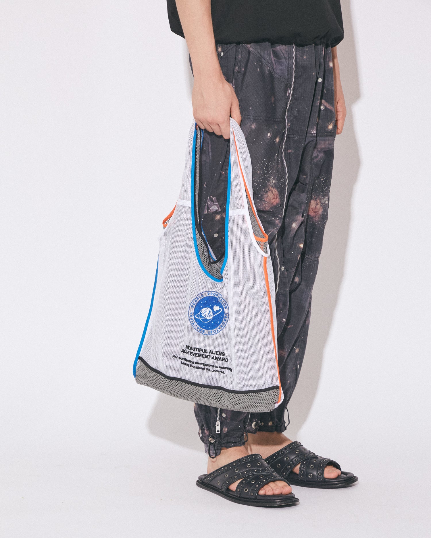 beautiful people マルシェメッシュトートバッグ（ネイビー） flip cosmic mesh marchebag – beautiful people online store