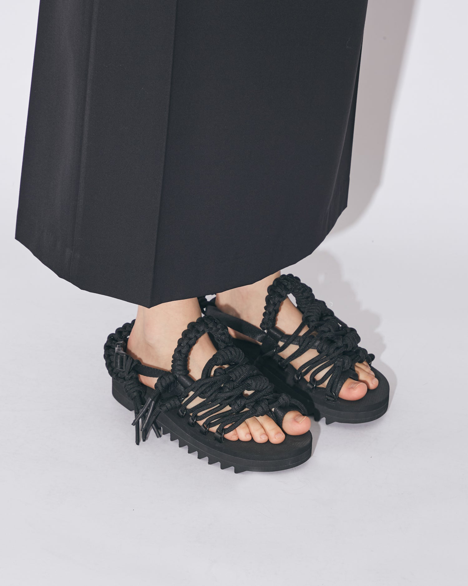 SUICOKE over engineering sandals – beautiful people online store