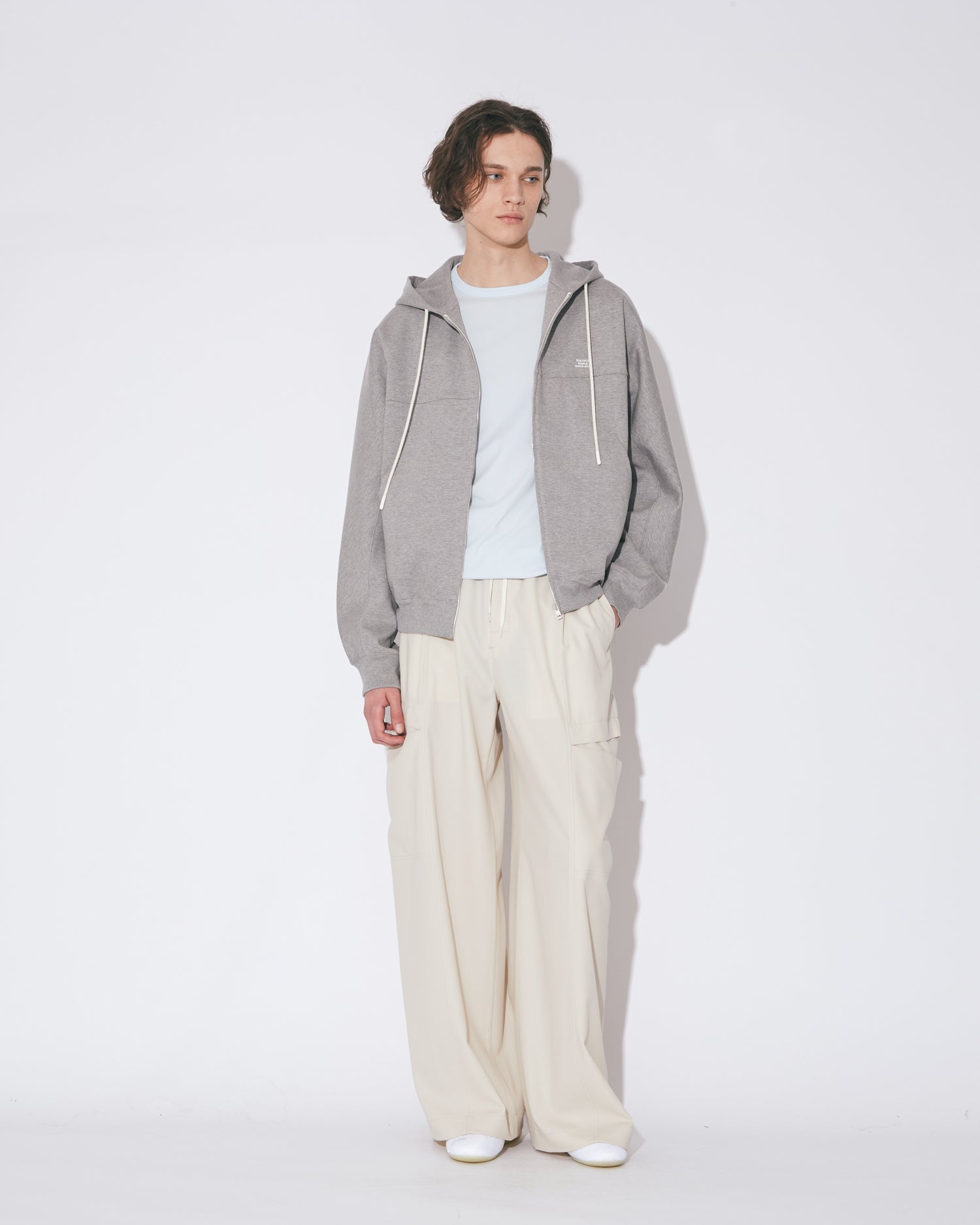 compact double jersey no shoulder zip parka – beautiful people