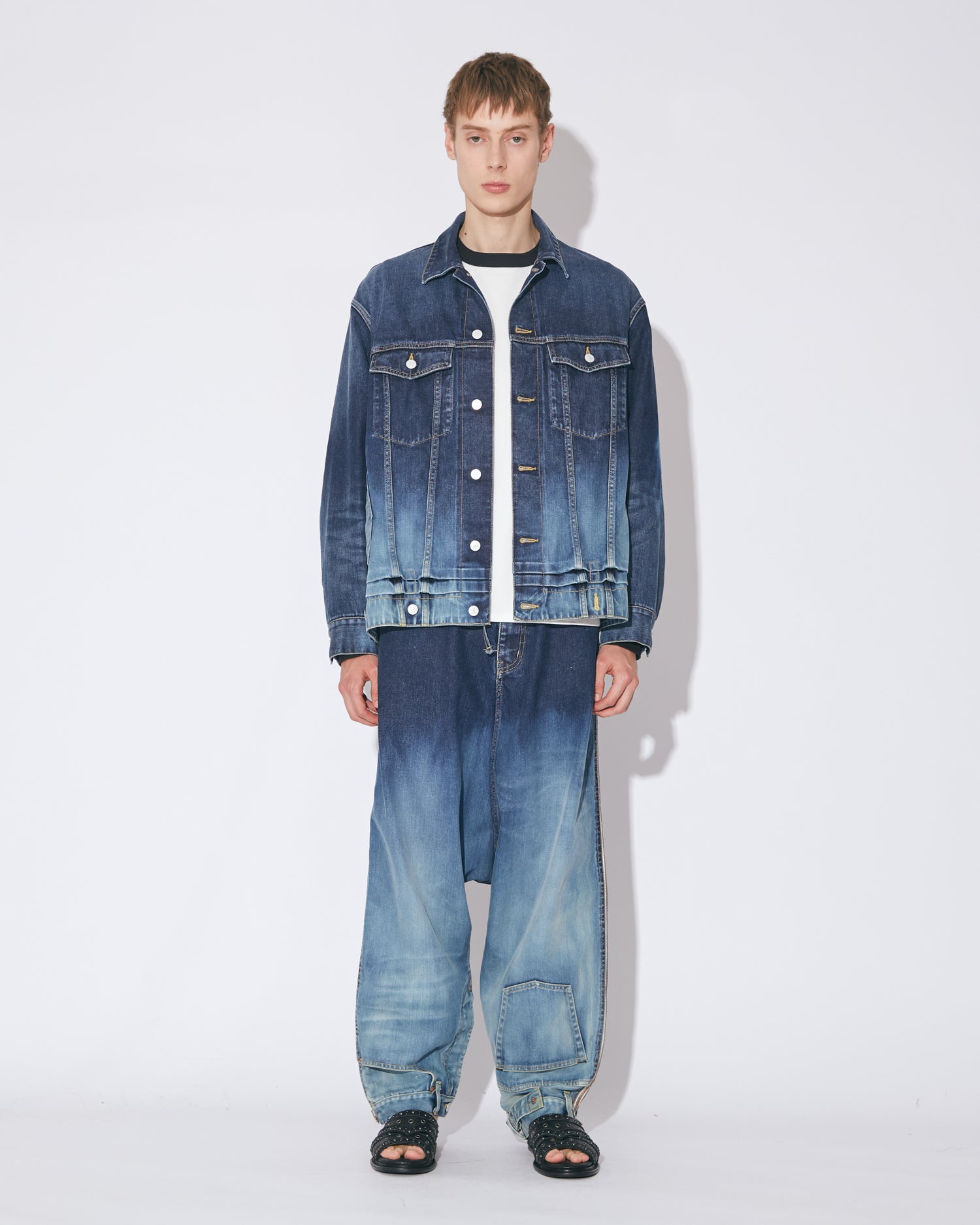 3月上旬入荷】double-end selvedge blouson gradation – beautiful