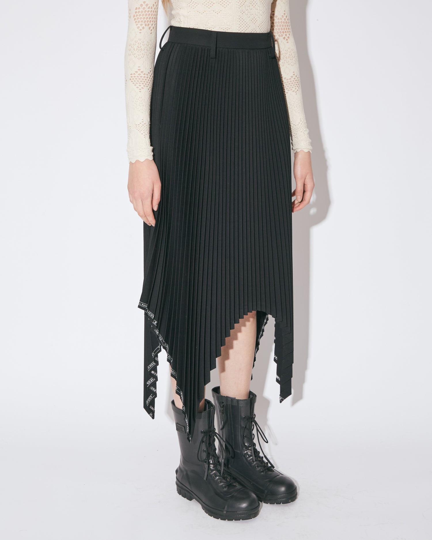 selvedge logo gaba- dine pleated skirt – beautiful people online store