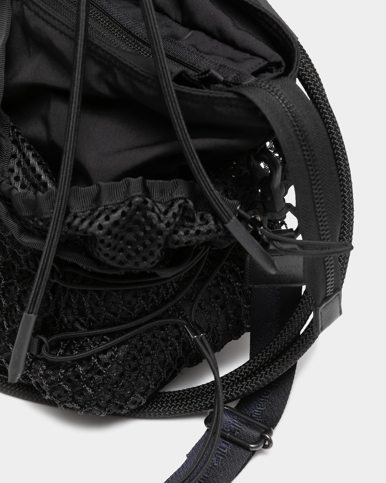 over engineering hanging tote bag – beautiful people online store