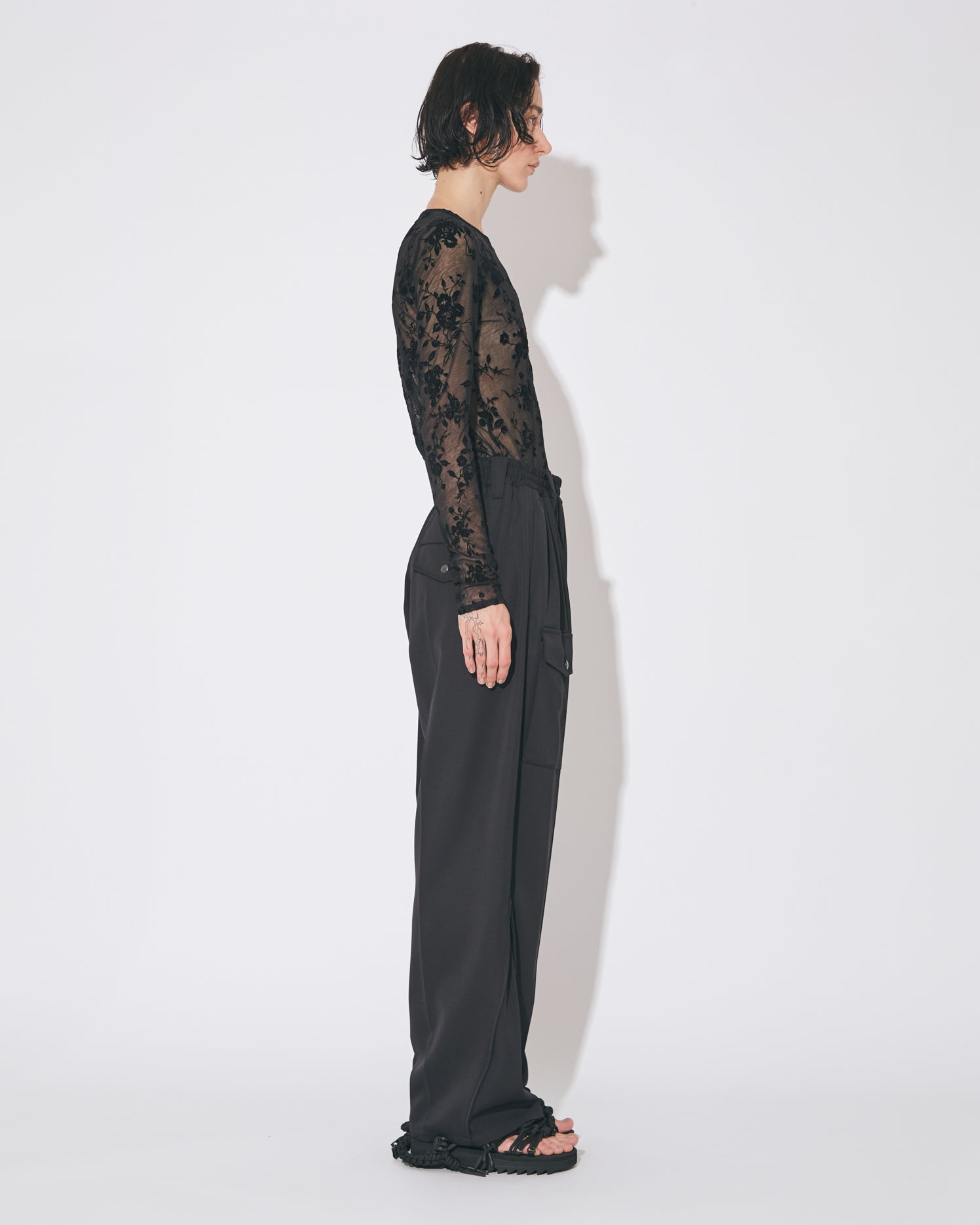 sheer flower flocky PT crew neck top – beautiful people online store