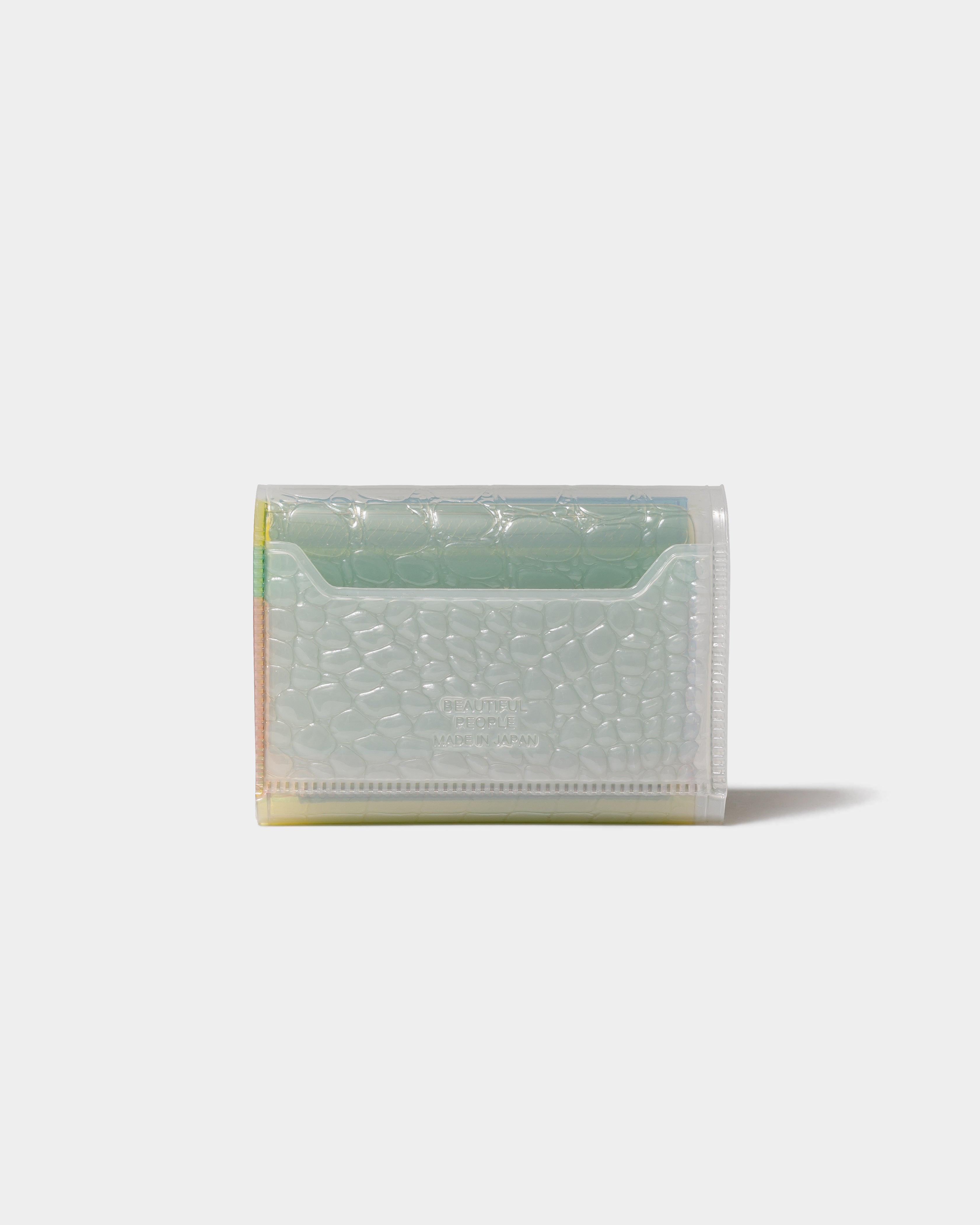 NOTHING TO HIDE – beautiful people online store