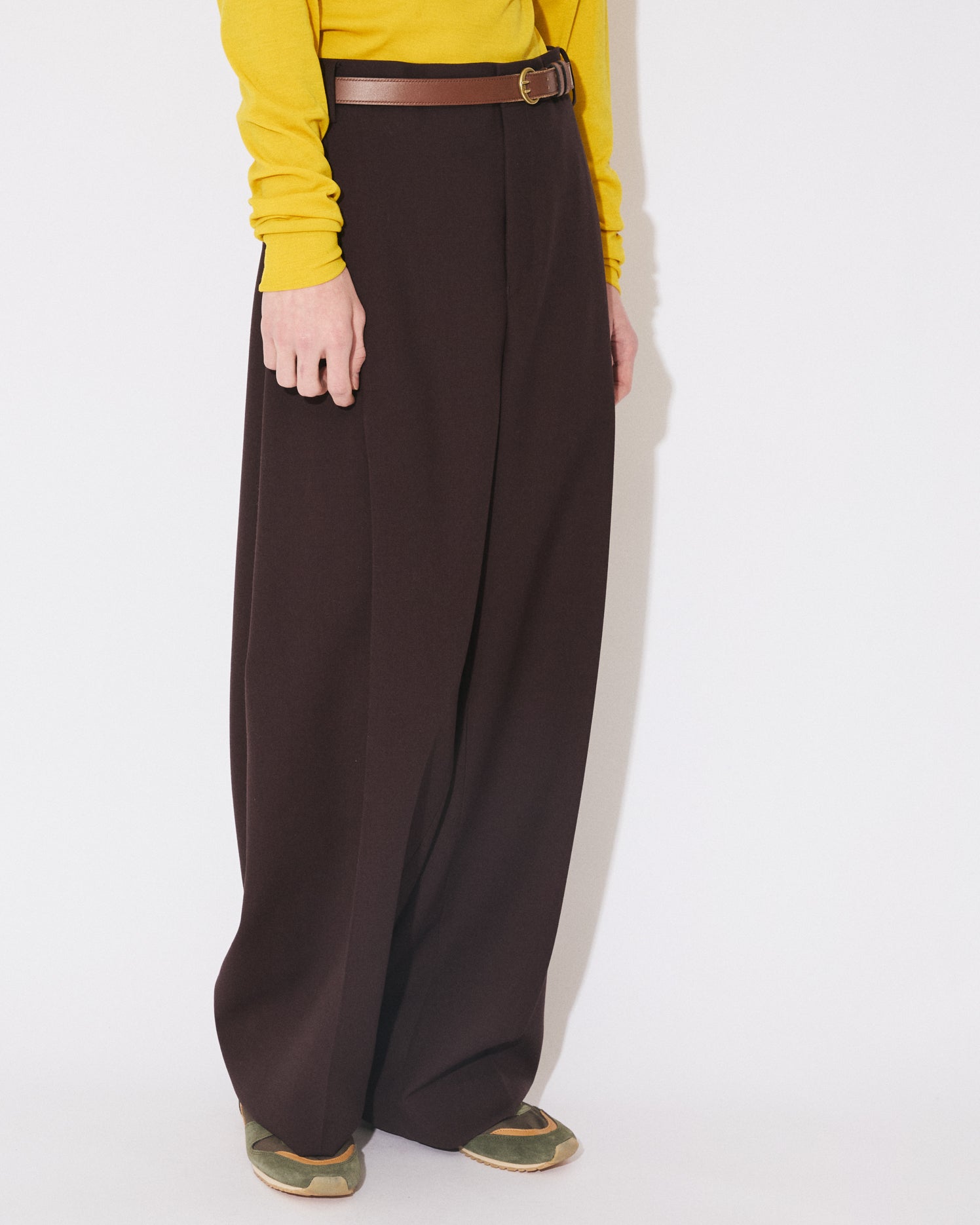 wool double cloth side tuck wide slacks – beautiful people online