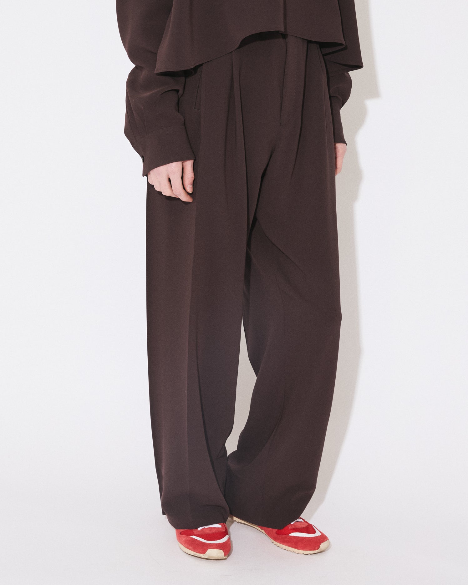 triacetate double cloth side 2tuck pants – beautiful people online