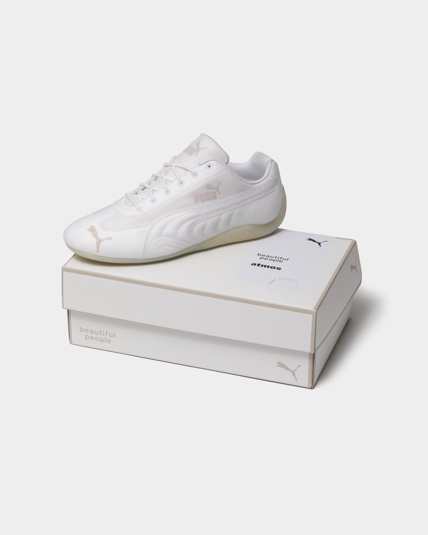 極美品！PUMA ハウンドトゥース柄 ワンピース非常に軽い！最終値下げ ユニセックス PUMA x ワンピース 黒ひげ スウェード スニーカー