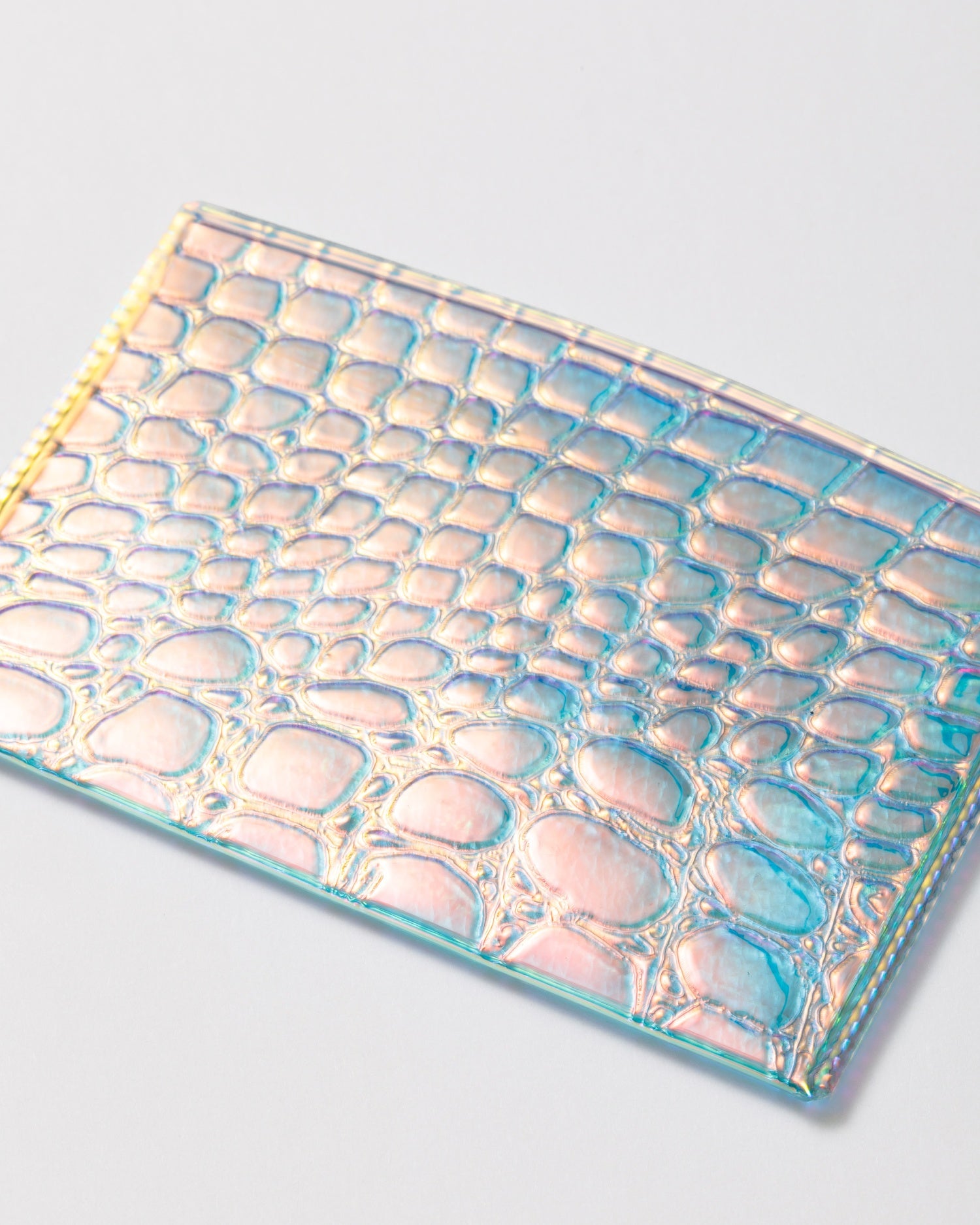 nothing to hide aurora card case – beautiful people online store